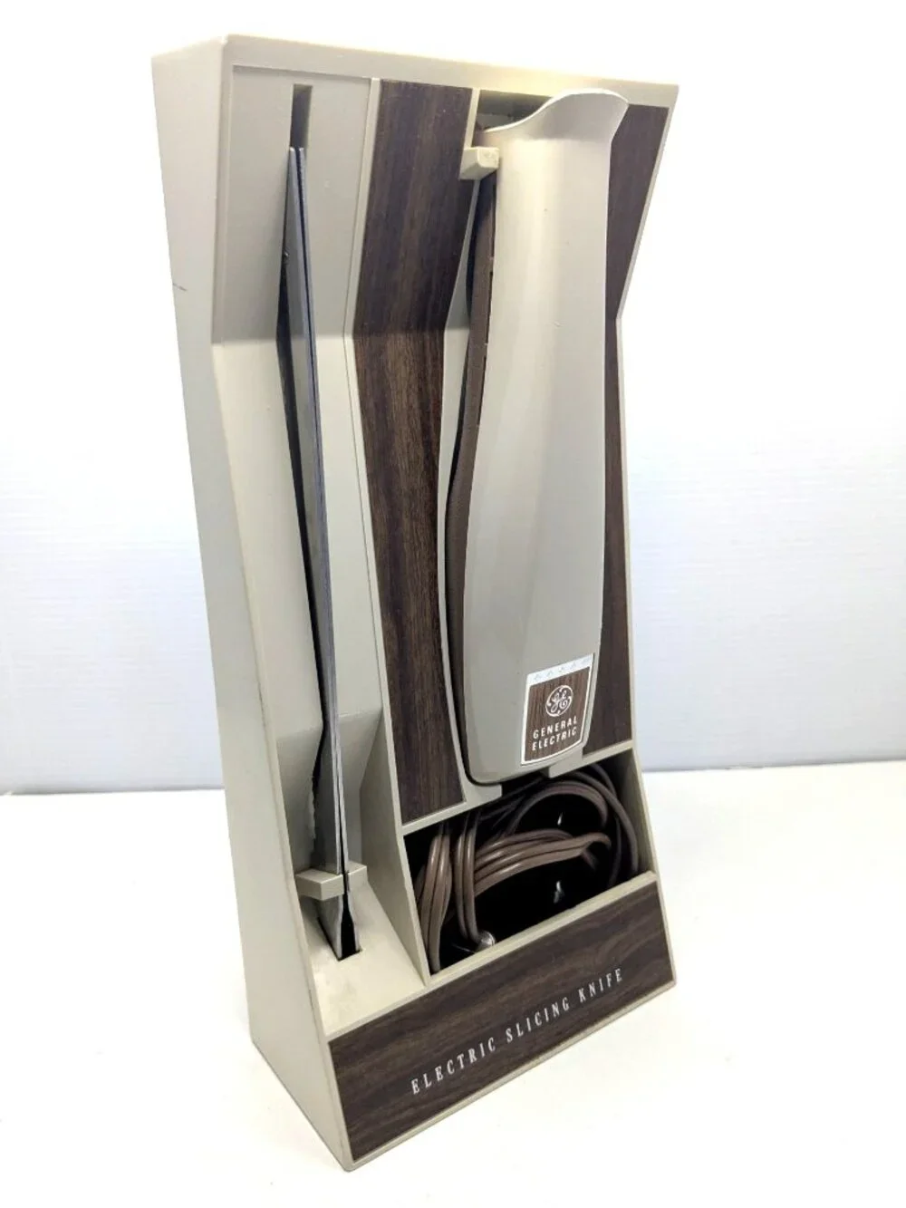 Vtg. General Electric Electric Slicing Knife With Faux Wood Wall-Mount Works